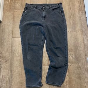 American eagle mom jeans